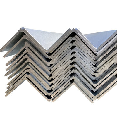 qualidade  Basics Low Price Q235 Q235B Soft Hot Rolled Carbon Steel S235jr Equal Angle Iron fábrica